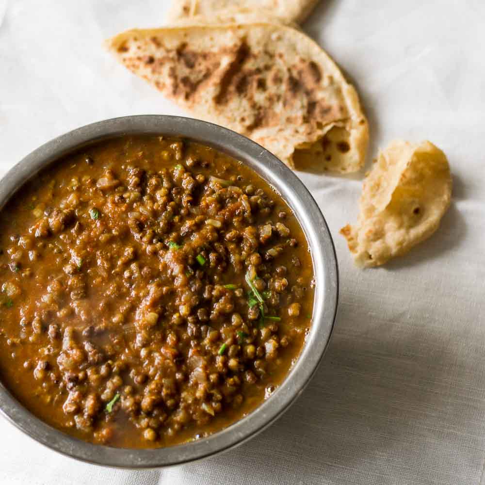 Spicy Maa Ki Dal | Black Gram Dal Curry Recipe | Indian Restaurant | Cartly