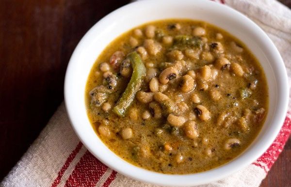 Malabar Spinach | Malabar Spinach with Black Eyed Beans Curry Recipe | Order Grocery Online | Cartly